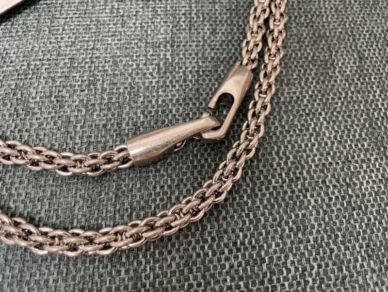 Va1e*ntin0 satchel bag